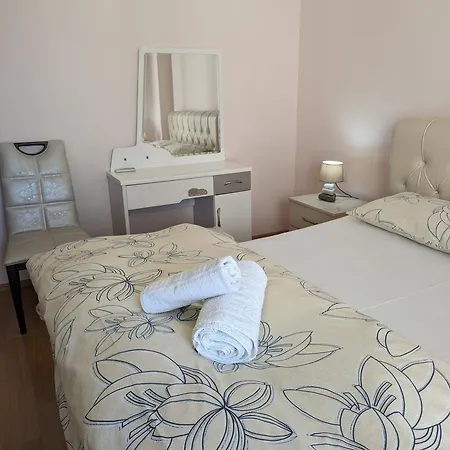 公寓 Arbi's Shkodër